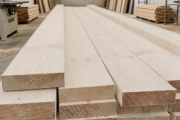 Обрезная доска 100 × 25 × 3 м
